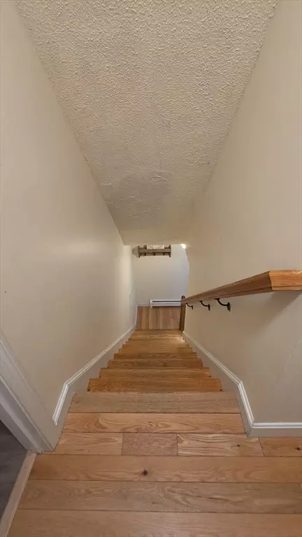 Entry Way - 2 Greenleaf Dr, Exeter, NH 03833 photo 3 of 3