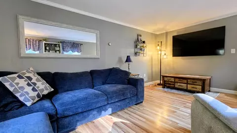 Other - 2 Greenleaf Dr, Exeter, NH 03833 photo 4 of 8