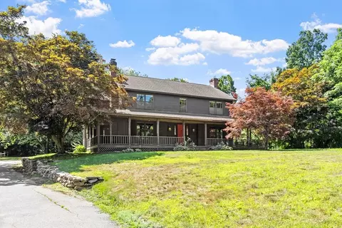 261 West St, Lunenburg, MA 01462