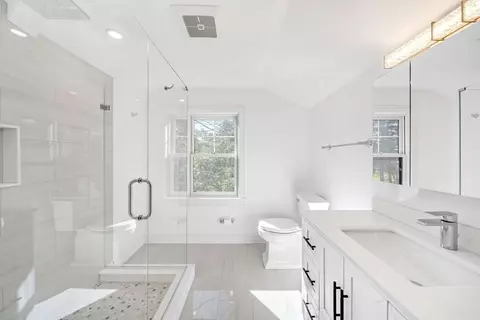Bath - 311 Dedham Ave, Needham, MA 02492 photo 8 of 9