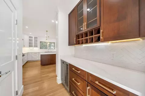 Entry Way - 311 Dedham Ave, Needham, MA 02492 photo 2 of 3
