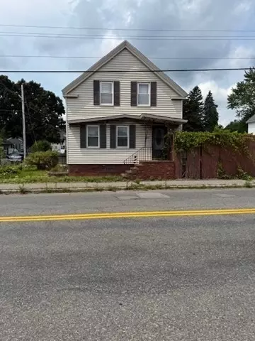 438 Riverside St, Lowell, MA 01854