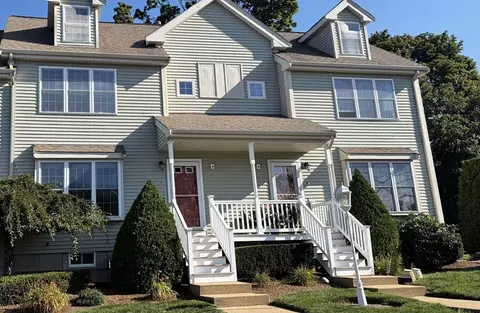646 Bedford St #B2, Whitman, MA 02382