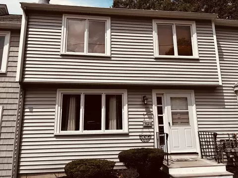 502 Cardinal Ln #502, Tyngsborough, MA 01879