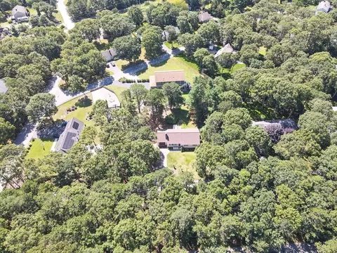 View/Area - 23 Prudence Ln, Cotuit, MA 02635 photo 5 of 5