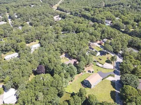 View/Area - 23 Prudence Ln, Cotuit, MA 02635 photo 3 of 5