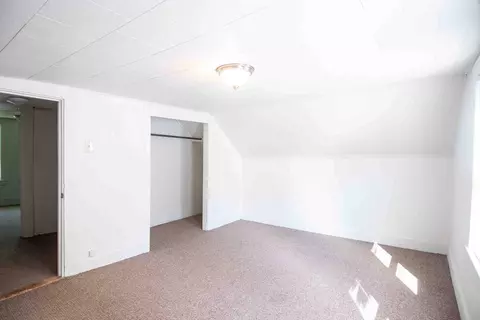 Bedroom - 75 Lyman Rd, Northfield, MA 01360 photo 6 of 6