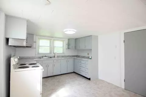 Kitchen - 75 Lyman Rd, Northfield, MA 01360 photo 2 of 3