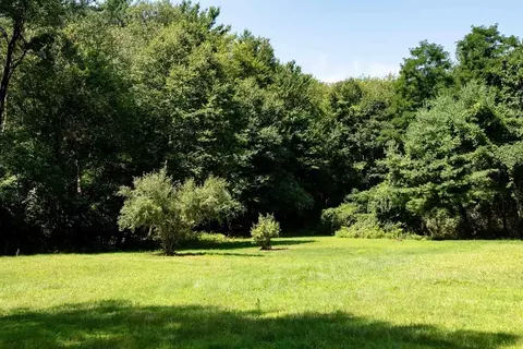 Exterior - 75 Lyman Rd, Northfield, MA 01360 photo 2 of 3
