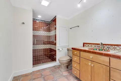 Bath - 116 West Way, Mashpee, MA 02649 photo 1 of 1