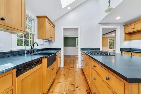 Kitchen - 116 West Way, Mashpee, MA 02649 photo 2 of 3