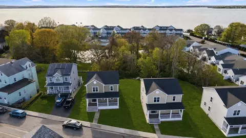 View/Area - 1001 Bay St, Fall River, MA 02724 photo 1 of 1