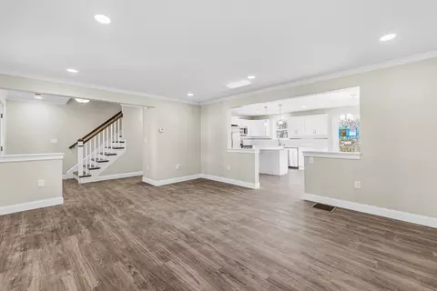 Living - 1001 Bay St, Fall River, MA 02724 photo 4 of 6