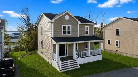 Exterior - 1001 Bay St, Fall River, MA 02724 photo 2 of 4