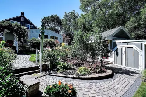 647 Main St #B, Oxford, MA 01537