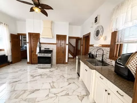 Kitchen - 86 Bowdoin St, Springfield, MA 01109 photo 3 of 5