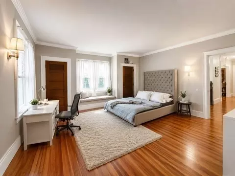 Bedroom - 86 Bowdoin St, Springfield, MA 01109 photo 2 of 7