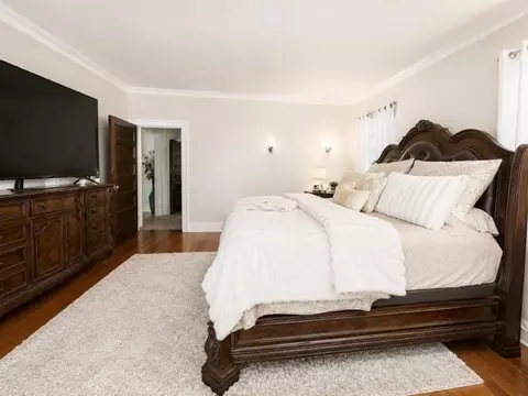 Bedroom - 86 Bowdoin St, Springfield, MA 01109 photo 4 of 7