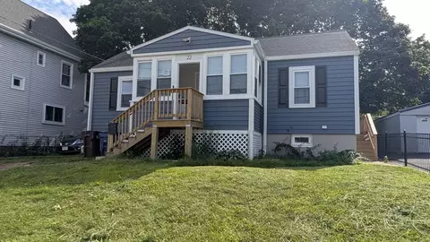 22 Walnut St, Revere, MA 02151