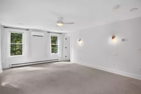 Bedroom - 180 School St, Barnstable, MA 02563 photo 2 of 7