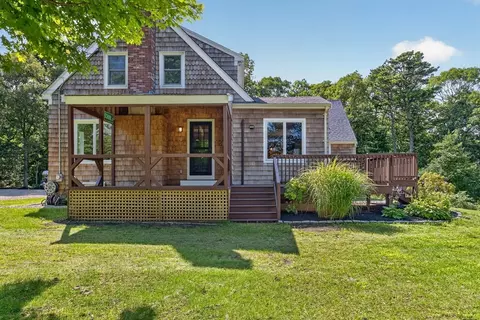 Exterior - 180 School St, Barnstable, MA 02563 photo 4 of 4