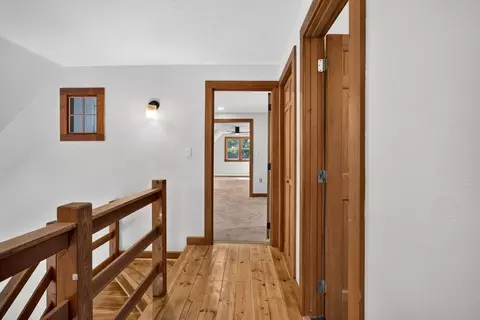 Entry Way - 180 School St, Barnstable, MA 02563 photo 2 of 3