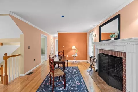 Entry Way - 189 Dodge Rd, Rowley, MA 01969 photo 4 of 5