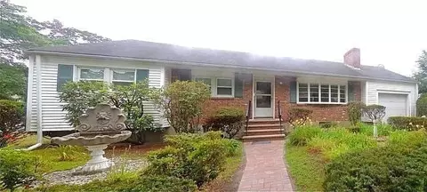 34 Anthony Rd, Newton, MA 02460