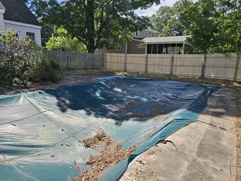 Exterior - 204 Great Rd, Maynard, MA 01754 photo 3 of 4