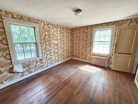 Bedroom - 204 Great Rd, Maynard, MA 01754 photo 3 of 4