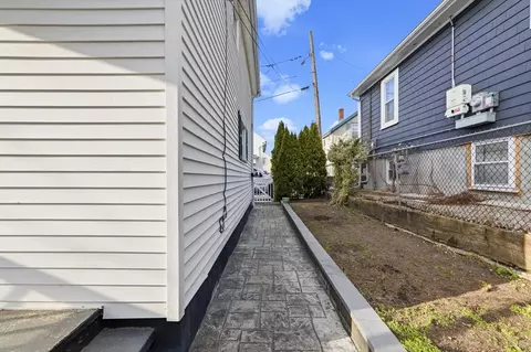 Exterior - 31 Sachem St, Fall River, MA 02724 photo 7 of 7