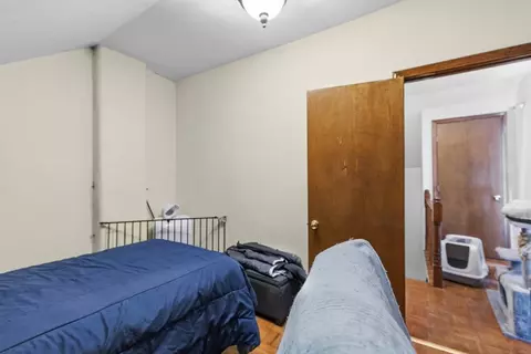 Bedroom - 31 Sachem St, Fall River, MA 02724 photo 4 of 4