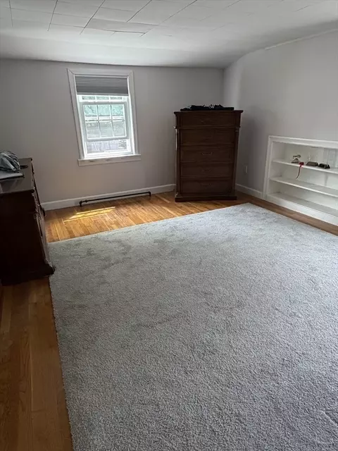 Bedroom - 114 Parish Rd, Needham, MA 02494 photo 3 of 5