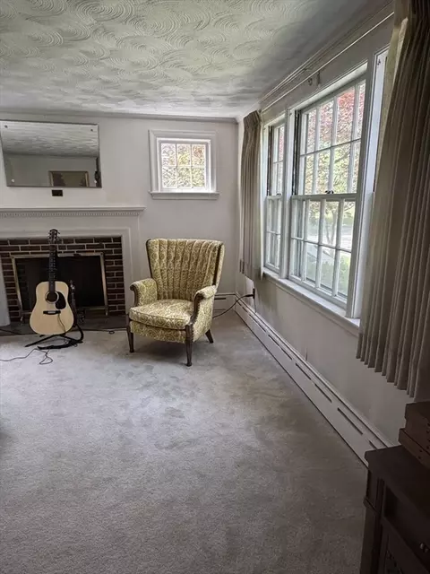 Living - 114 Parish Rd, Needham, MA 02494 photo 2 of 7