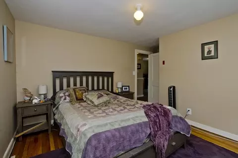 Bedroom - 140 Winton St, Springfield, MA 01108 photo 1 of 6