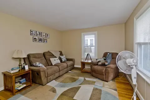 Living - 140 Winton St, Springfield, MA 01108 photo 1 of 3