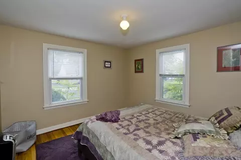 Bedroom - 140 Winton St, Springfield, MA 01108 photo 2 of 6