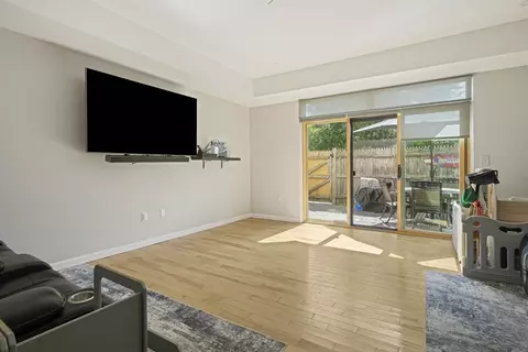 90 Sea St #126, Weymouth, MA 02191