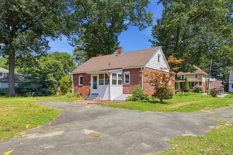 Exterior - 78 Wollaston St, Springfield, MA 01119 photo 1 of 4