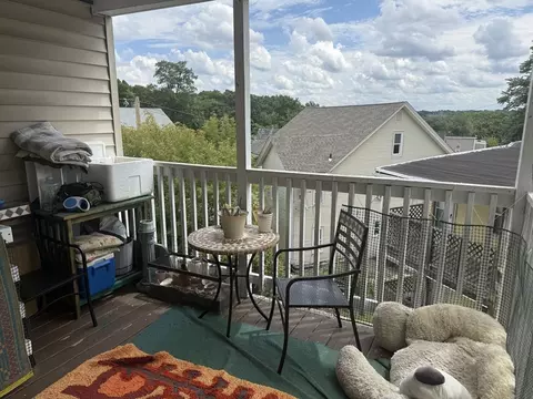 Exterior - 175 Grattan, Chicopee, MA 01020 photo 5 of 8