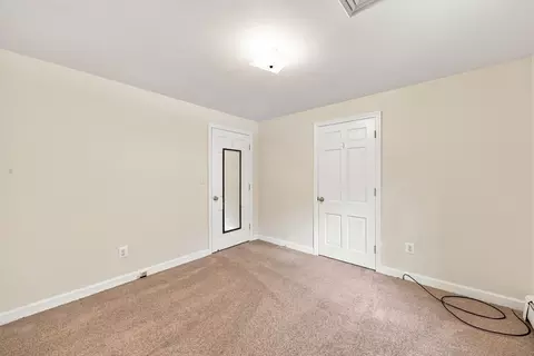 Bedroom - 81 Warren Rd, Townsend, MA 01469 photo 4 of 11