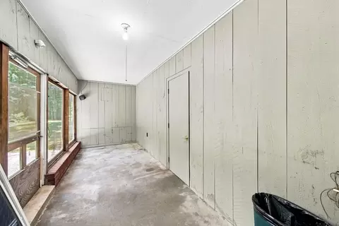 Exterior - 81 Warren Rd, Townsend, MA 01469 photo 3 of 7