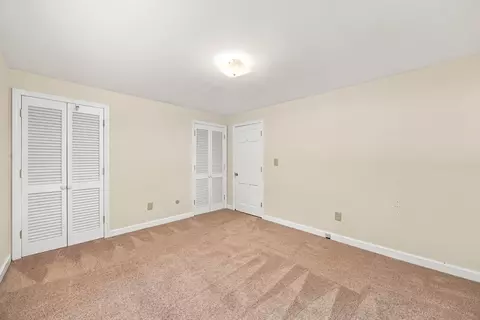 Bedroom - 81 Warren Rd, Townsend, MA 01469 photo 7 of 11