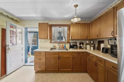 Kitchen - 2271 Main St, Warren, MA 01092 photo 1 of 4