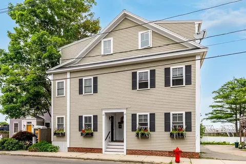 125 Water St #125, Newburyport, MA 01950