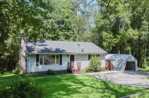 1188 W Brookfield Rd, New Braintree, MA 01531
