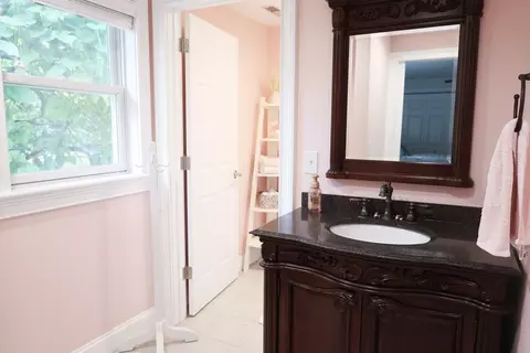 Bath - 129 Burley St, Danvers, MA 01923 photo 3 of 3