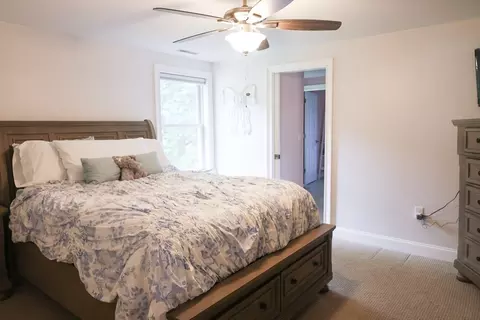 Bedroom - 129 Burley St, Danvers, MA 01923 photo 4 of 4