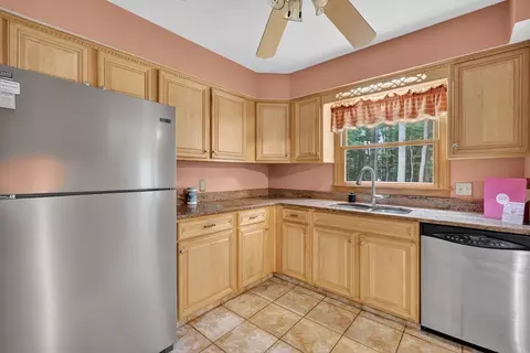 63 Forge Rd, Freetown, MA 02702 photo 5