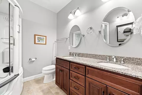 154 Mayflower Ave, Chicopee, MA 01013 photo 23